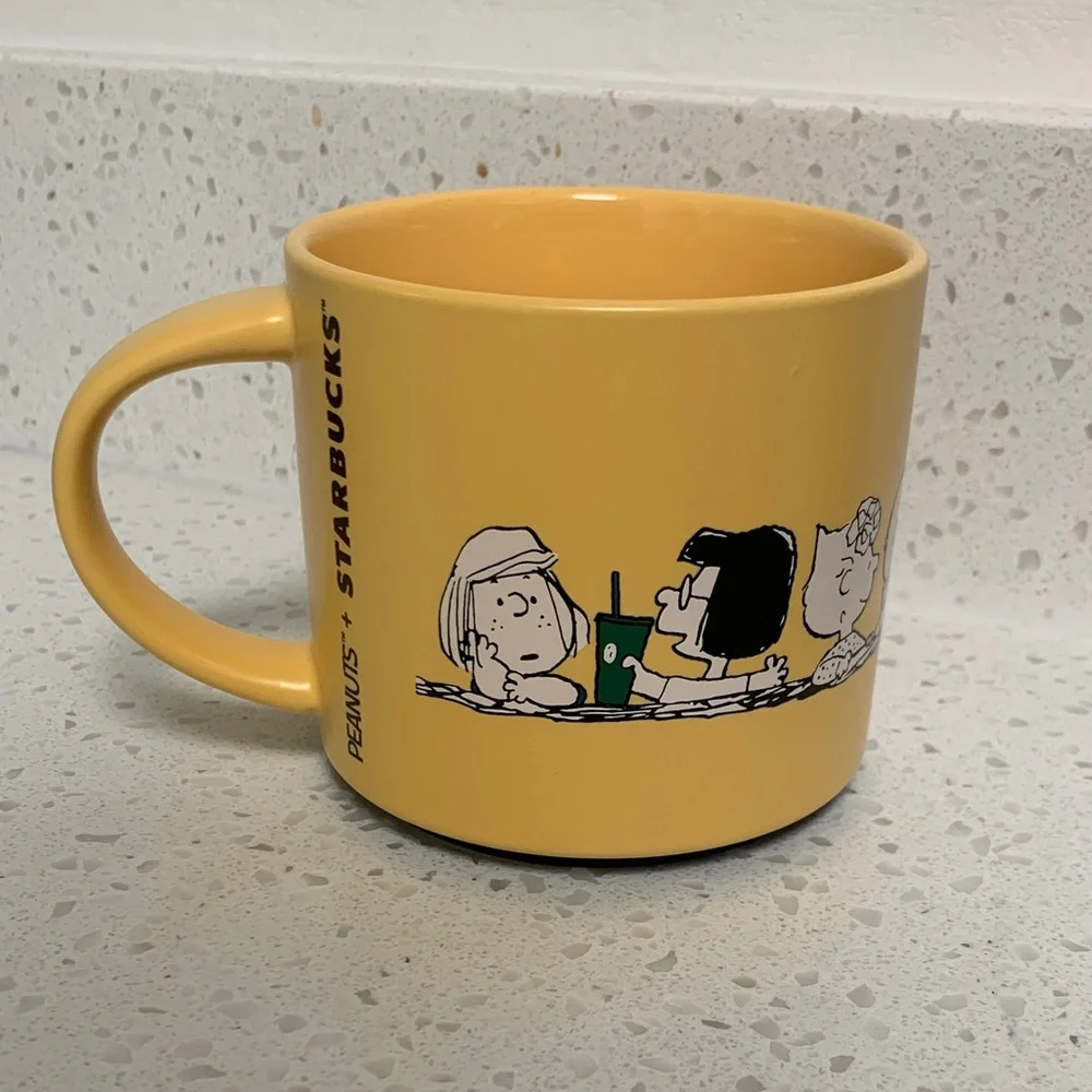 Peanuts Snoopy Yellow Ceramic Mug